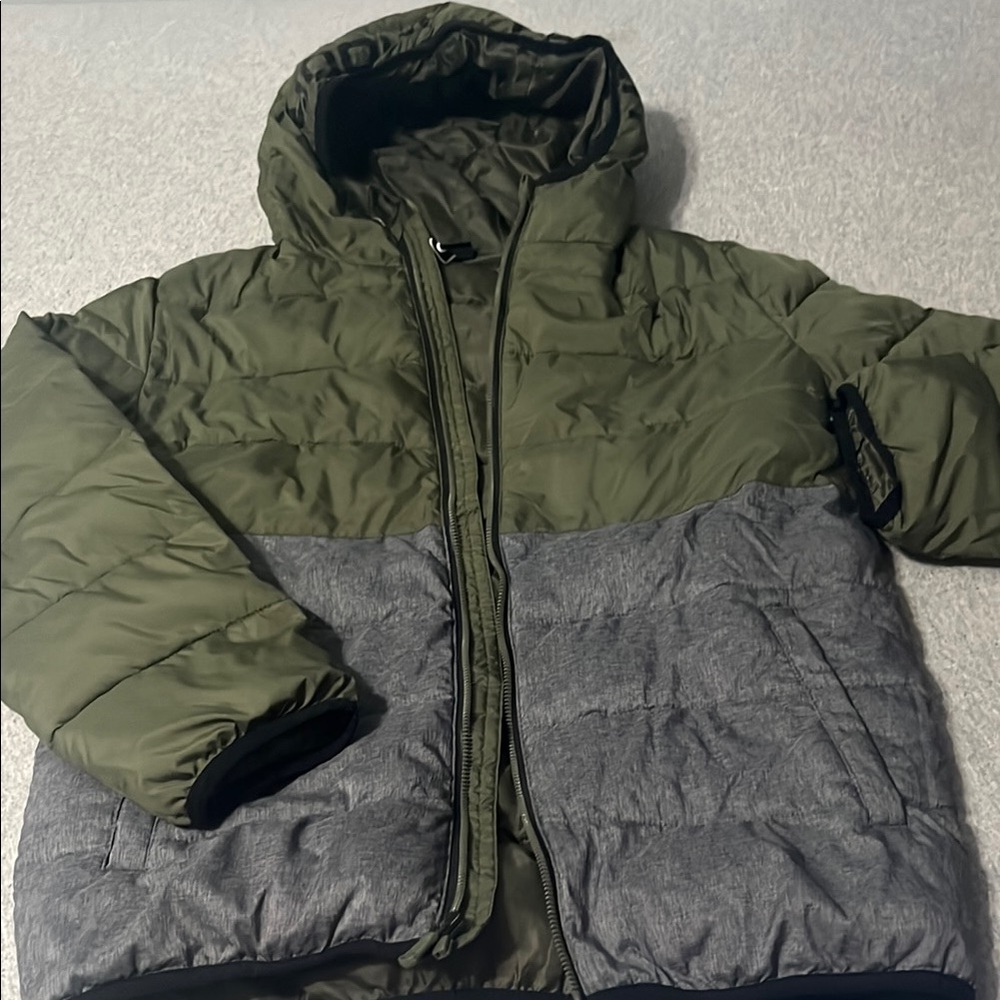 Under Armour Green Hooded Puffer Jacket